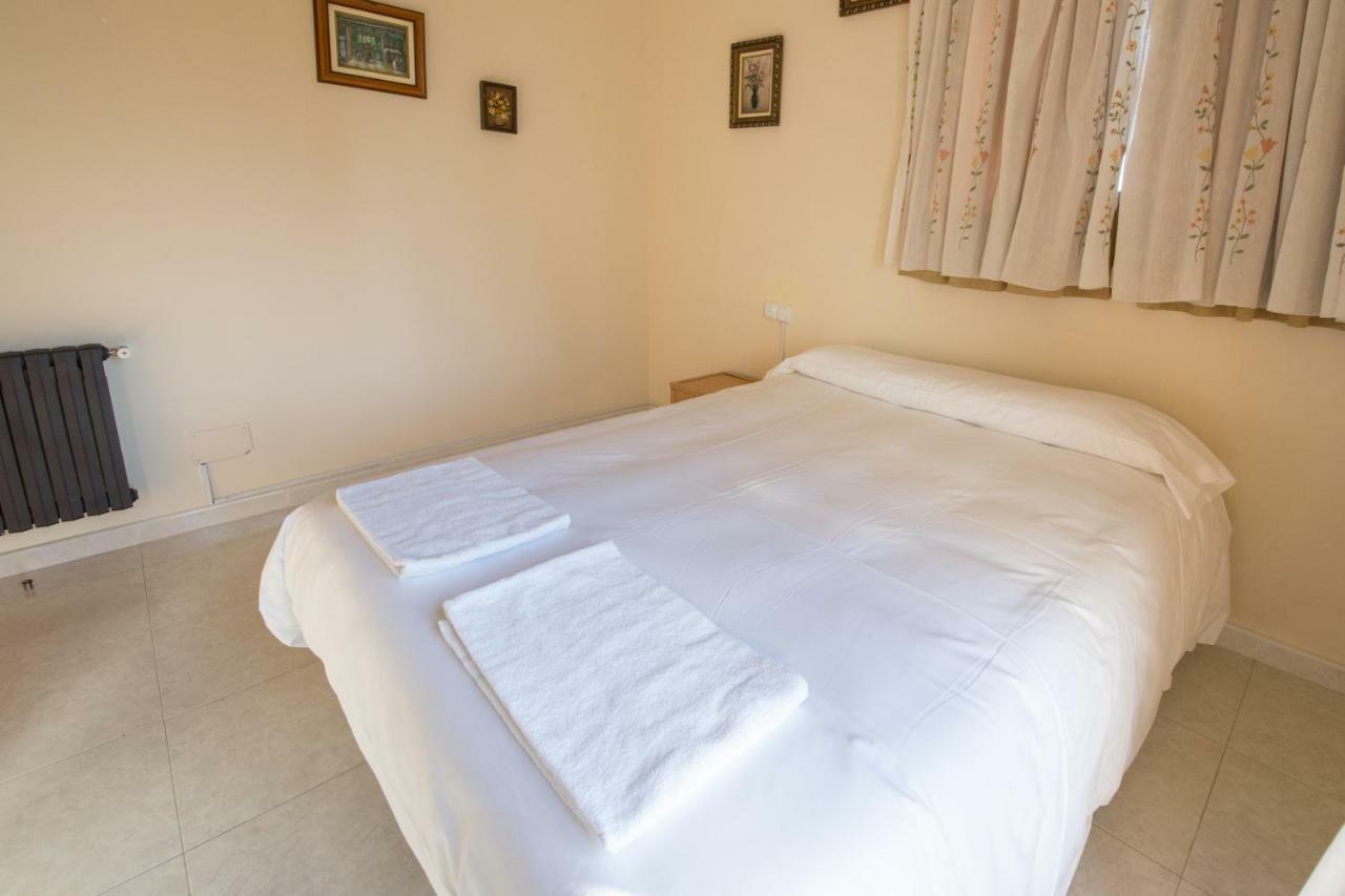 Hostal Albergue Villa San Clemente Tui Esterno foto